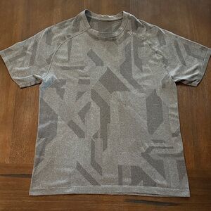 lululemon Metal Vent Tech Shirt Large